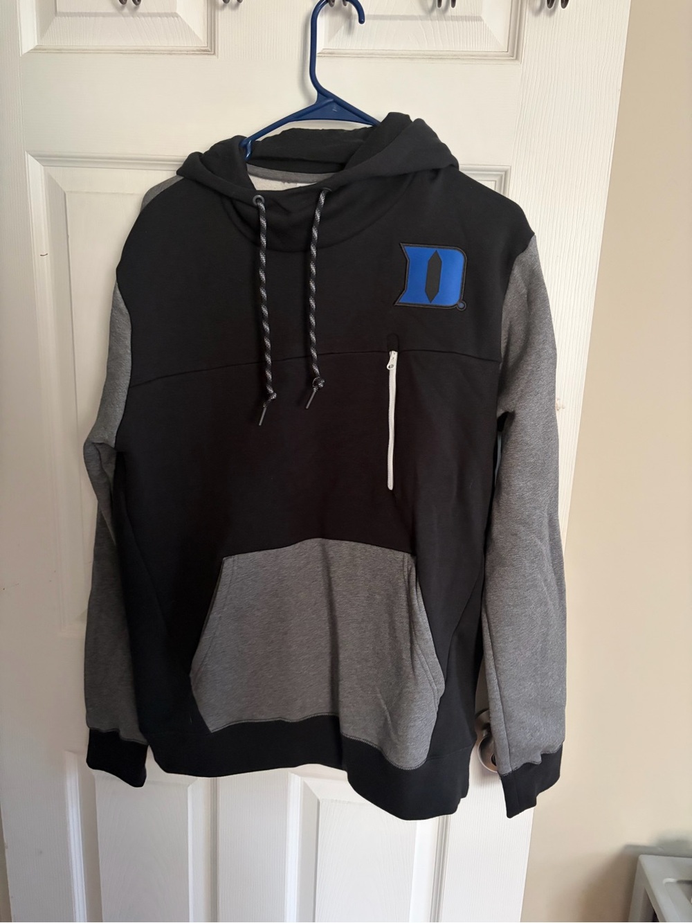 Nike Black and Gray Crewneck with Black Swoosh Tag